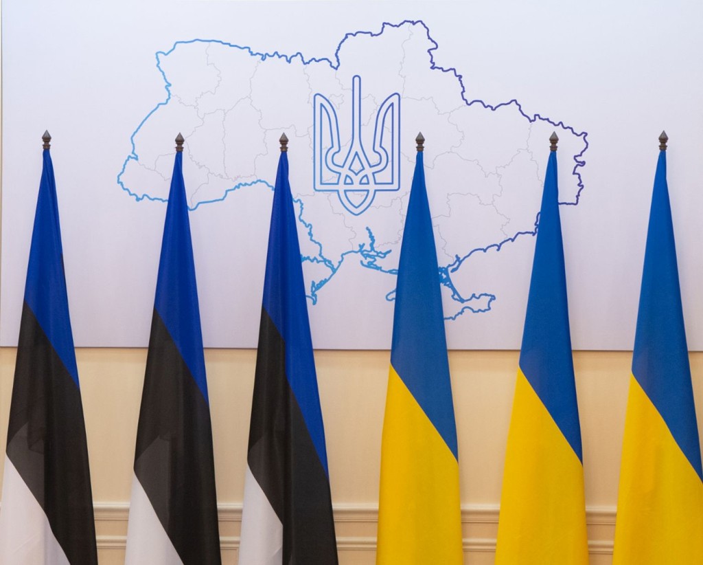Eesti-ja-Ukraina-lipud.jpg
