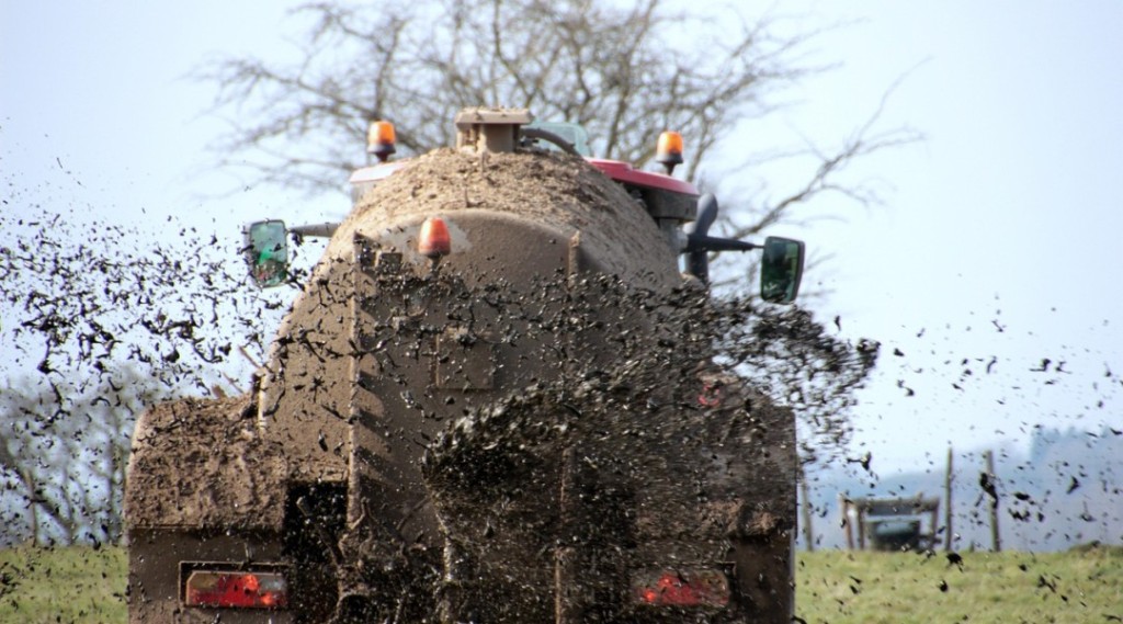 slurry-tank-1302596_1280.jpg